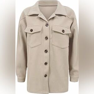 32 Degrees Heat Ladie’s Shacket. Creamy Tan color. NWT size large button up